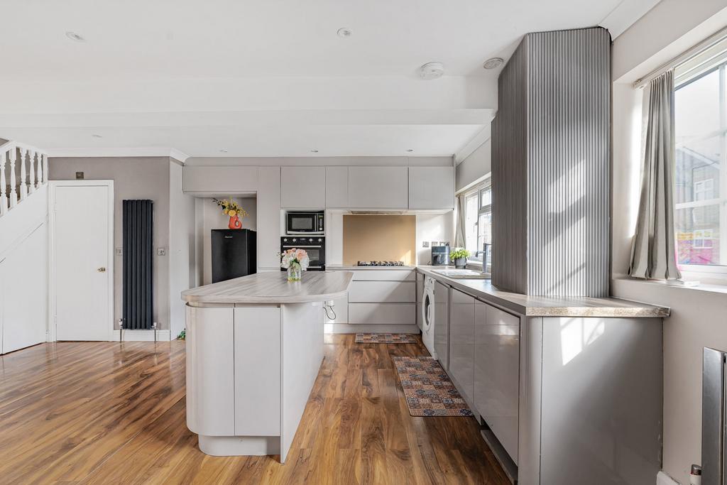Kitchen/Reception