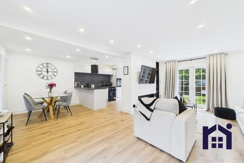 undefined, Greenside, Euxton, PR7 6AR