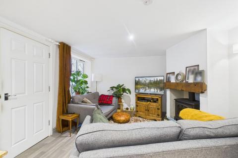 2 bedroom terraced house for sale, Market Place, Matlock DE4