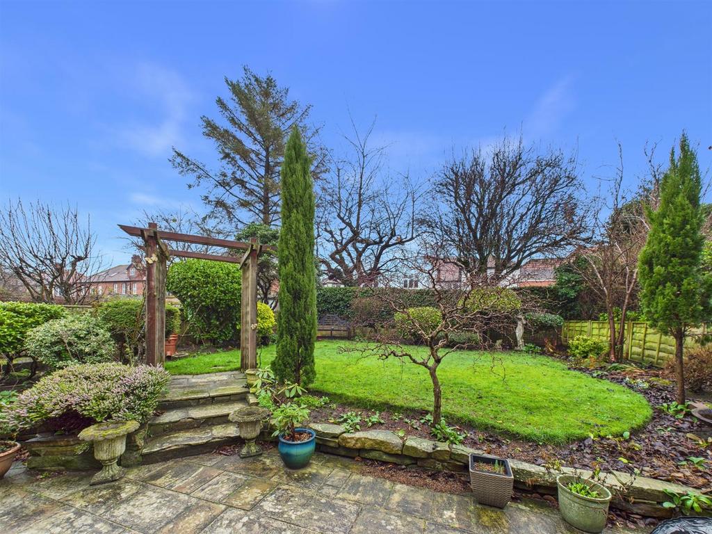 Garden 3.jpg