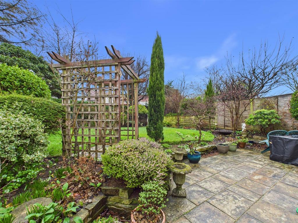 Garden 2.jpg