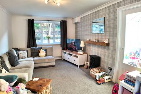 undefined, Commercial Road, Ynysddu, NP11