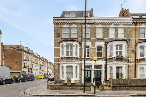 2 bedroom flat for sale, Fulham Road, London
