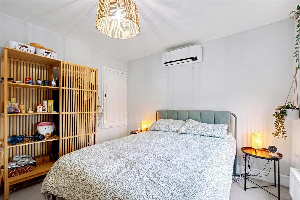 Bedroom One 3.jpeg