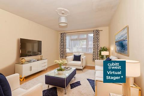 2 bedroom ground floor flat for sale, Peters Wood, Capel, Dorking, Surrey