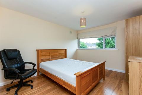 undefined, Abbey Road, Woking, GU21