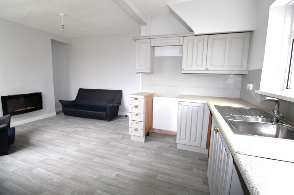 Open Plan Kitchen/ Diner/ Sitting Area