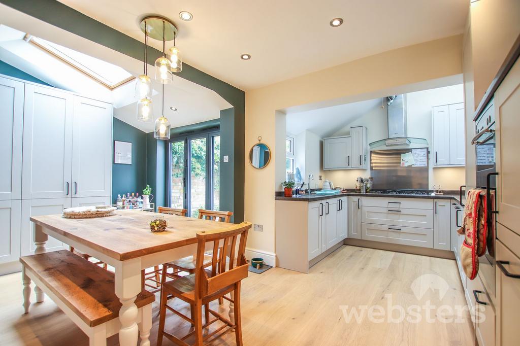 Kitchen / Diner