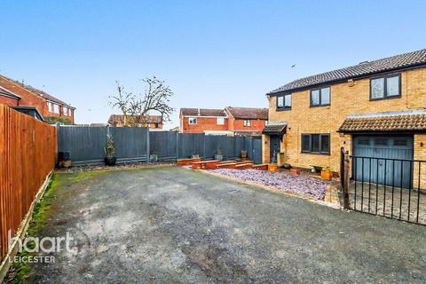 3 bedroom semi-detached house for sale, Saxondale Road, Wigston