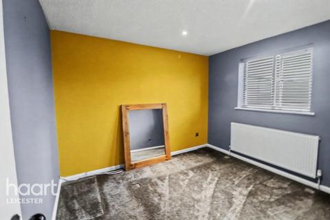 3 bedroom semi-detached house for sale, Saxondale Road, Wigston