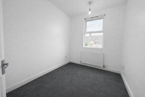 undefined, Corncastle Road, Luton LU1