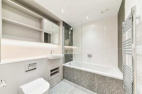 Studio to rent, Grant Road, Clapham, London, SW11