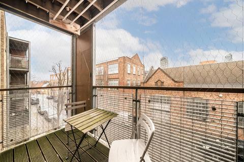 2 bedroom flat for sale, Bagleys Lane, London SW6