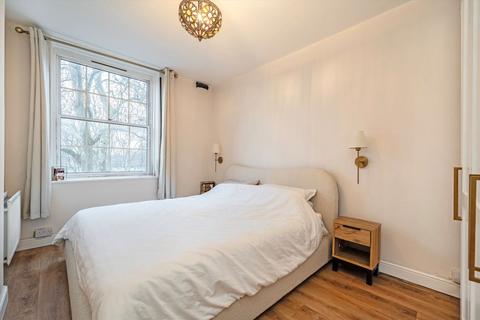 2 bedroom flat for sale, Harwood Road, London SW6