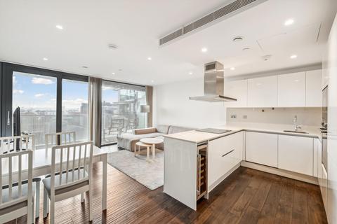 2 bedroom flat to rent, Royal Mint Street, Tower Hill, London, E1.