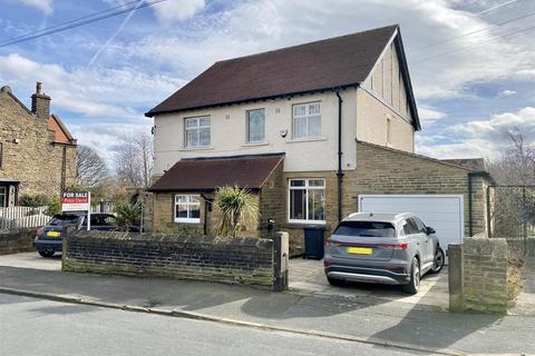 Slead Avenue, Brighouse