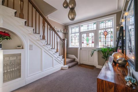 5 bedroom detached house for sale, Slead Avenue, Brighouse