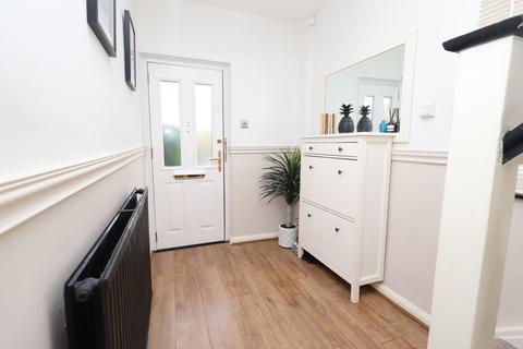 3 bedroom end of terrace house for sale, 22 Derbyshire Crescent, Stretford - M32 9LG