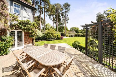 5 bedroom detached house to rent, Brock Way, Wentworth Estate, Virginia Water GU25 4SD