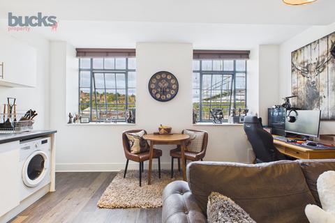 1 bedroom flat for sale, Birch House, Leigh Street, HP11