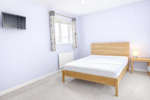 undefined, Top Floor Two Bedroom Flat To Let Brent View Road West Hendon NW9