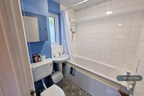 1 bedroom flat to rent, Verona Court, London, SE14