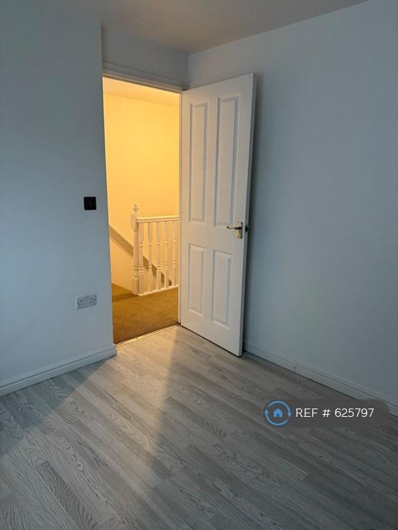 Bedroom 2 Back