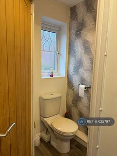 3 bedroom semi-detached house to rent, Ambleside Drive, Kirkby, Liverpool, L33