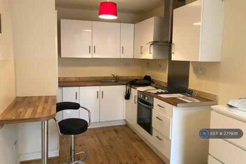 2 bedroom flat to rent, Lewisham Way, London, SE14