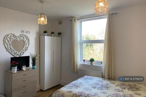 undefined, Eade Road, London, N4