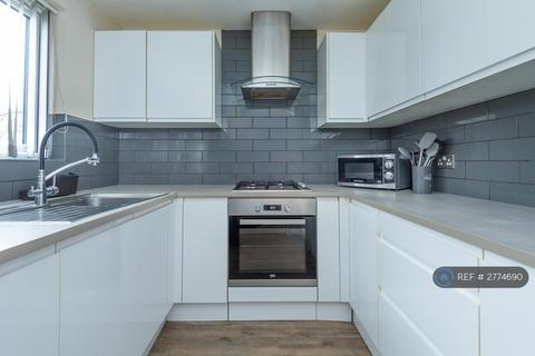 undefined, Temple Close, London, SE28
