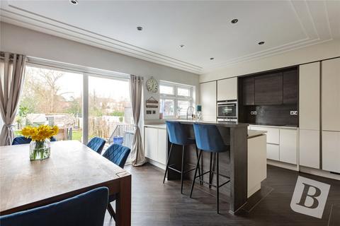 Meadowside Road, Upminster, RM14