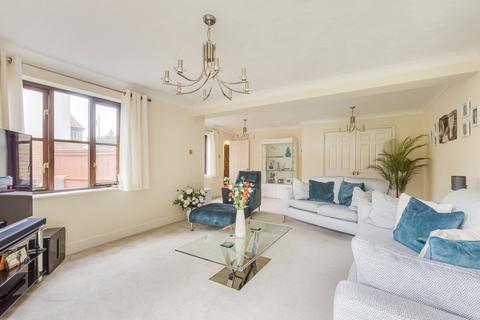 undefined, Maple Leaf Drive, Sidcup, DA15