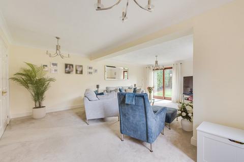 undefined, Maple Leaf Drive, Sidcup, DA15