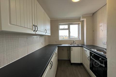 2 bedroom flat to rent, Lennard Road, Folkestone, CT20