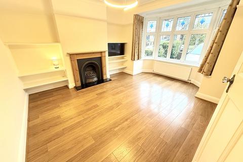 undefined, Cheyne Walk, London N21