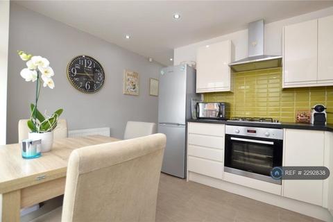 undefined, New Park Vale, Leeds, LS28
