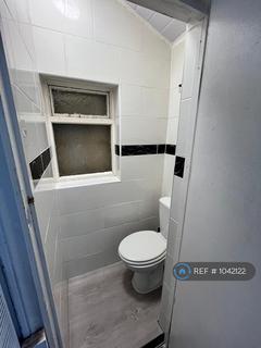 3 bedroom terraced house to rent, Chesley Gardens, London, E6