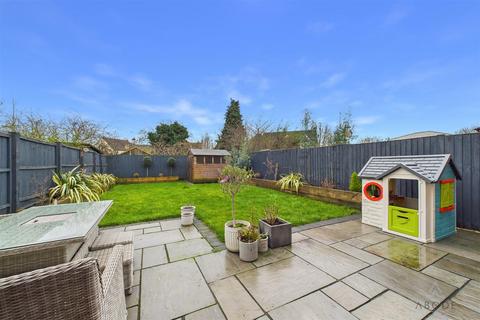 3 bedroom semi-detached house for sale, Elmlands Close, Derby DE72