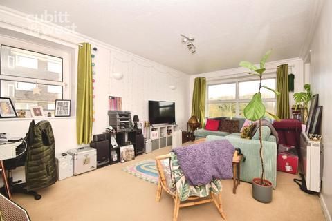2 bedroom apartment to rent, London Road, Brighton, BN1