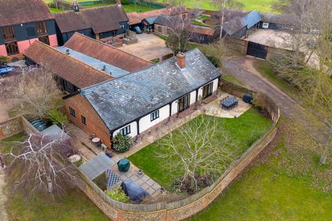 5 bedroom detached house for sale, Grange Green, Dunmow CM6