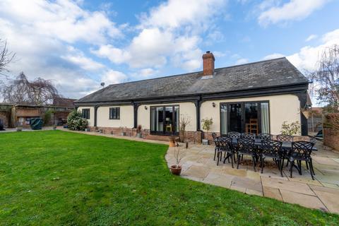 5 bedroom detached house for sale, Grange Green, Dunmow CM6