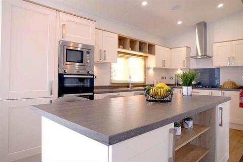 3 bedroom park home for sale, St Helens Coastal Resort – Isle of Wight