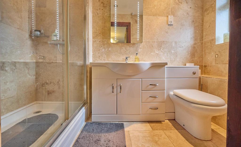 En suite Shower Room