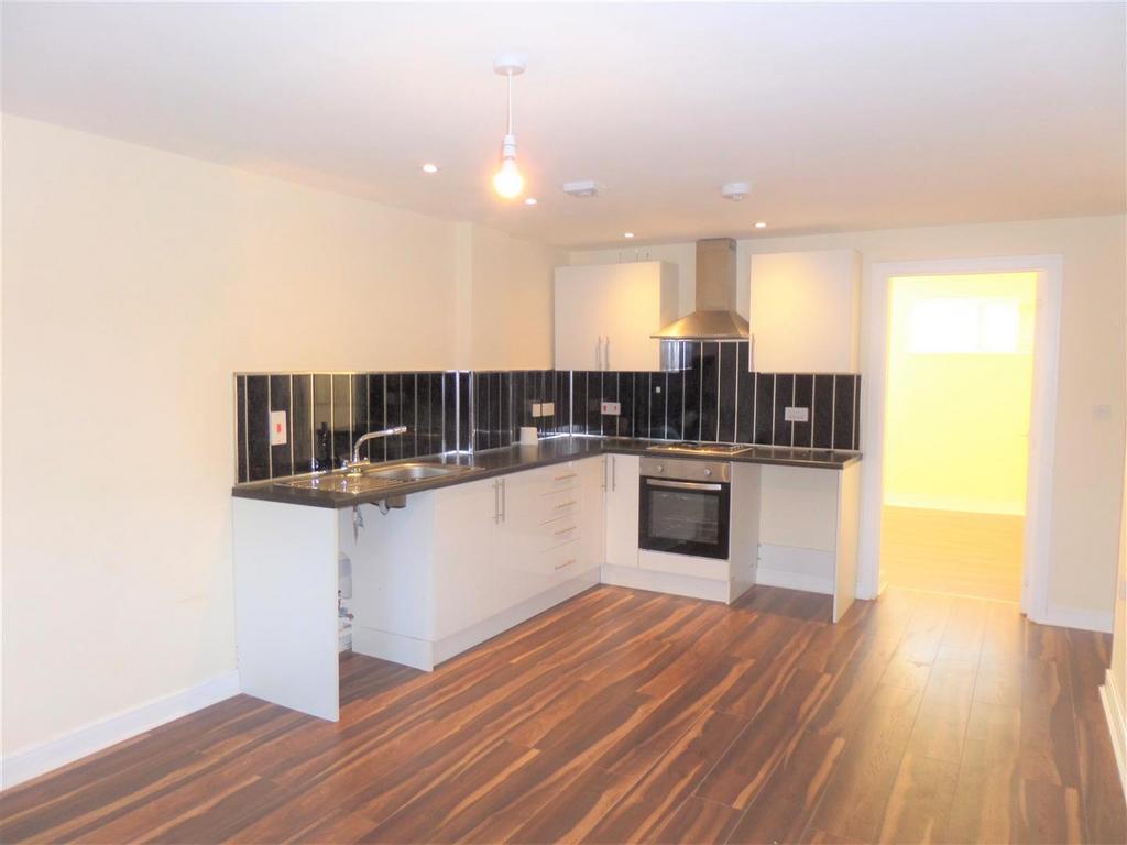 Open Plan Kitchen/ Sitting Room Pic 1