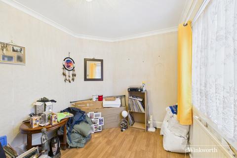 3 bedroom semi-detached house for sale, Fryent Crescent, London NW9