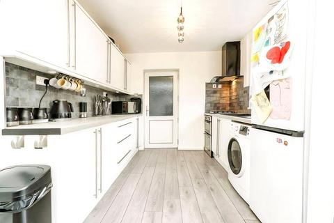 3 bedroom semi-detached house for sale, Treefield Close, South Yorkshire S61