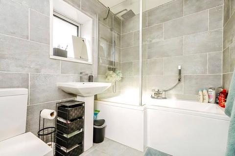 3 bedroom semi-detached house for sale, Treefield Close, South Yorkshire S61
