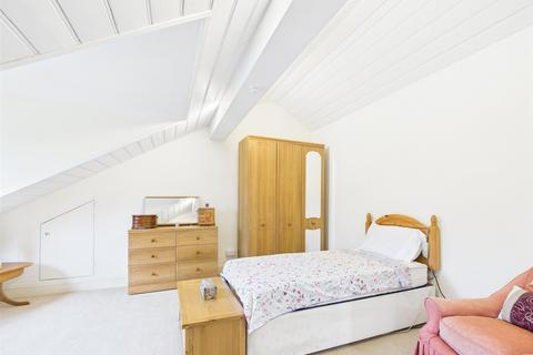 2 bedroom retirement property for sale, Orchard Cottages, Tavistock
