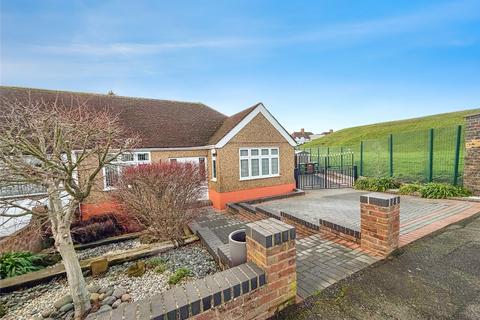 3 bedroom bungalow for sale, Edendale Road, Bexleyheath DA7